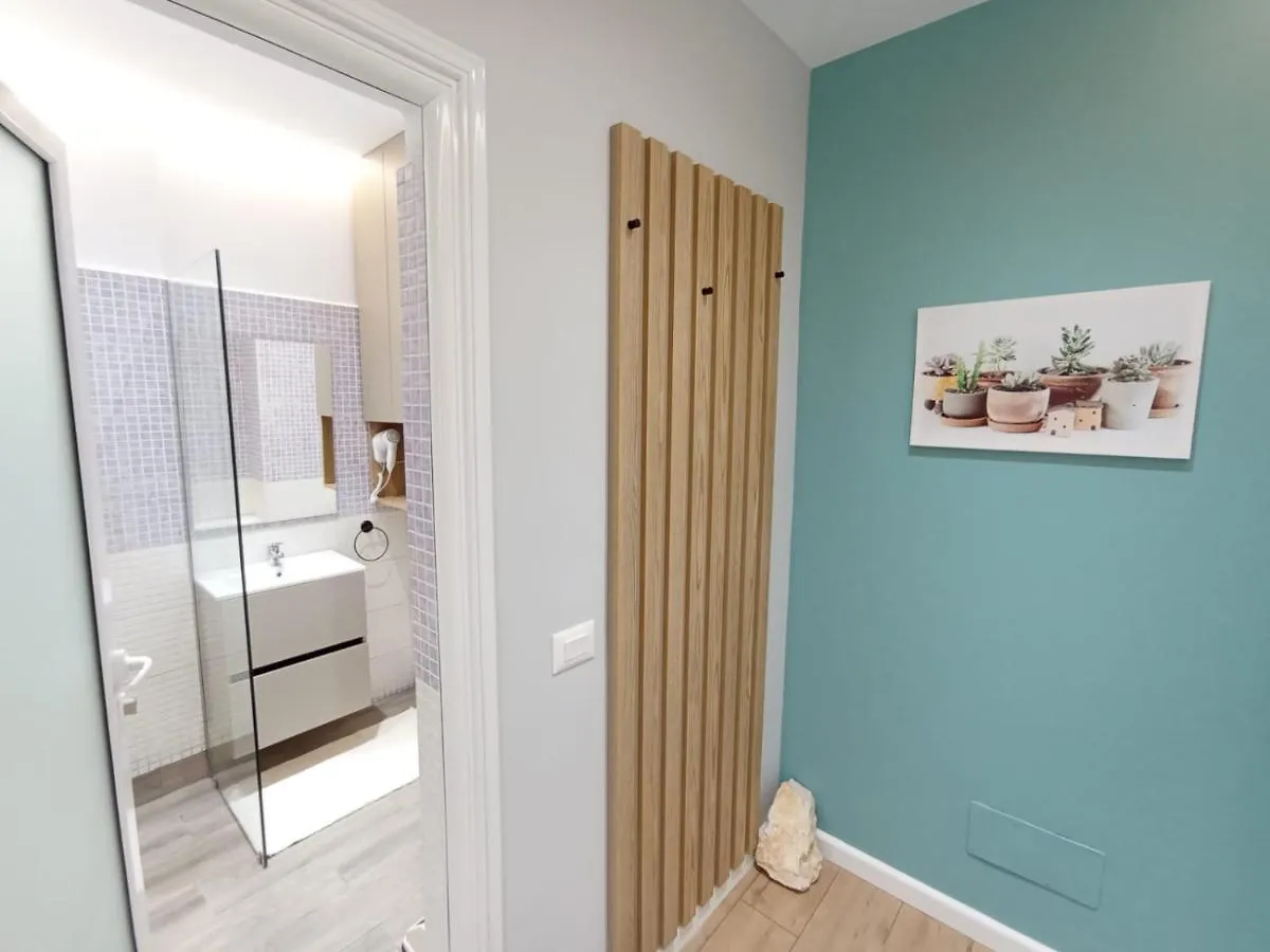 Savi Accomodations - Suite Lungomare Vlorë
