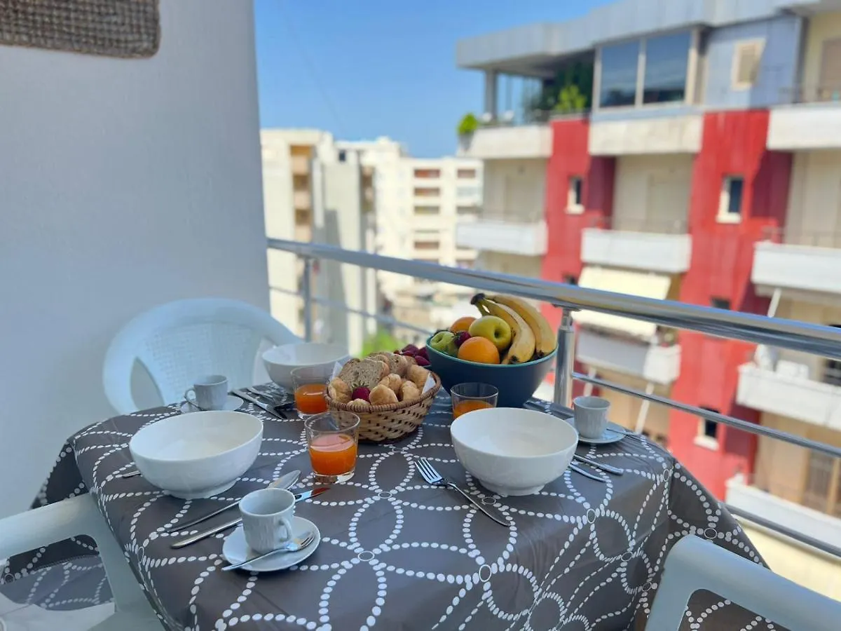 Savi Accomodations - Suite Lungomare Vlorë Albania