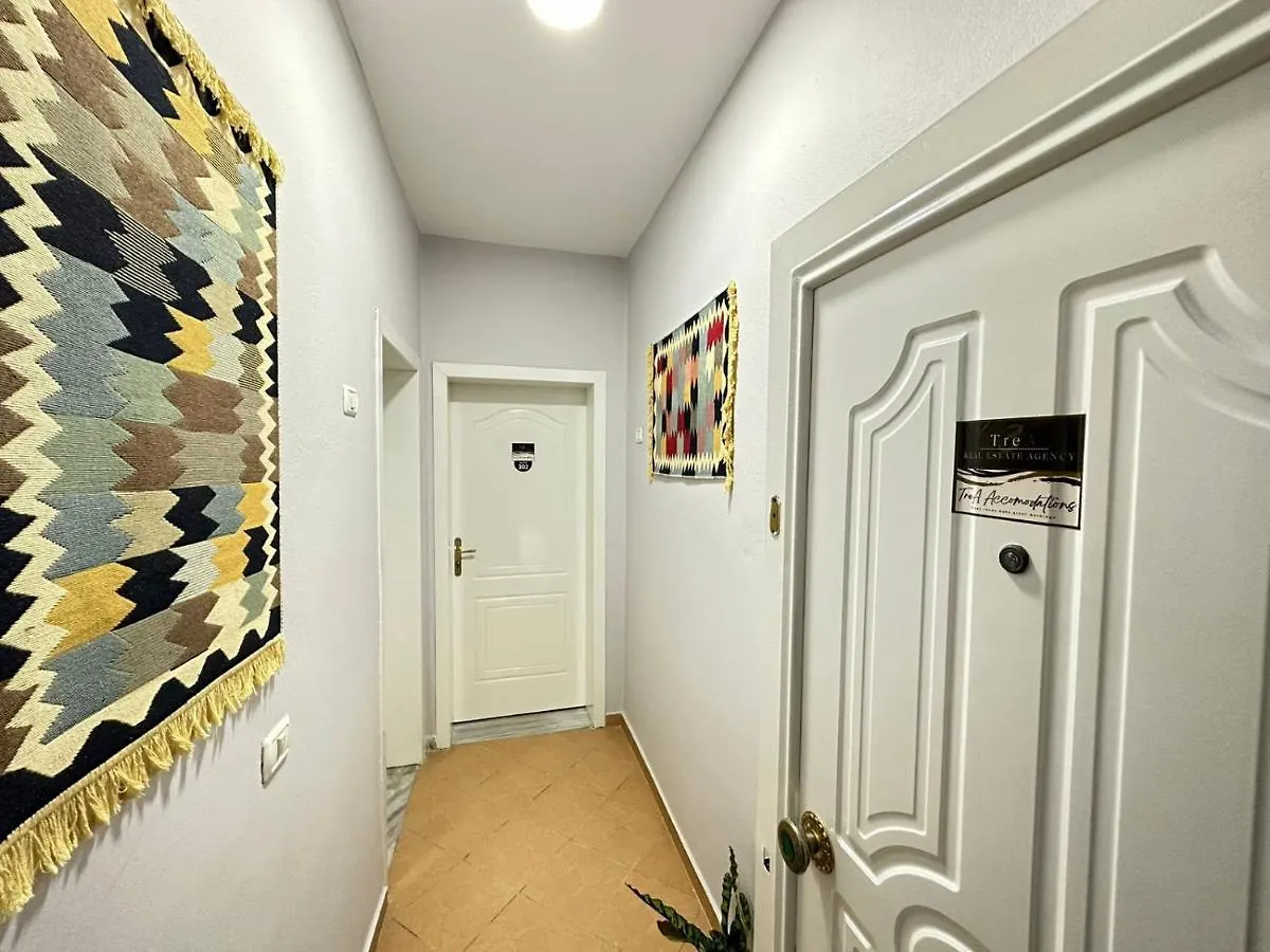 Savi Accomodations - Suite Lungomare Vlorë