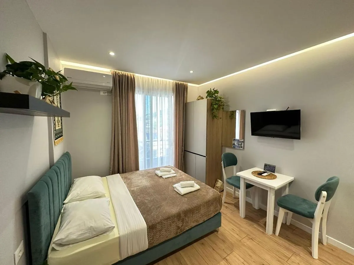 Savi Accomodations - Suite Lungomare Vlorë