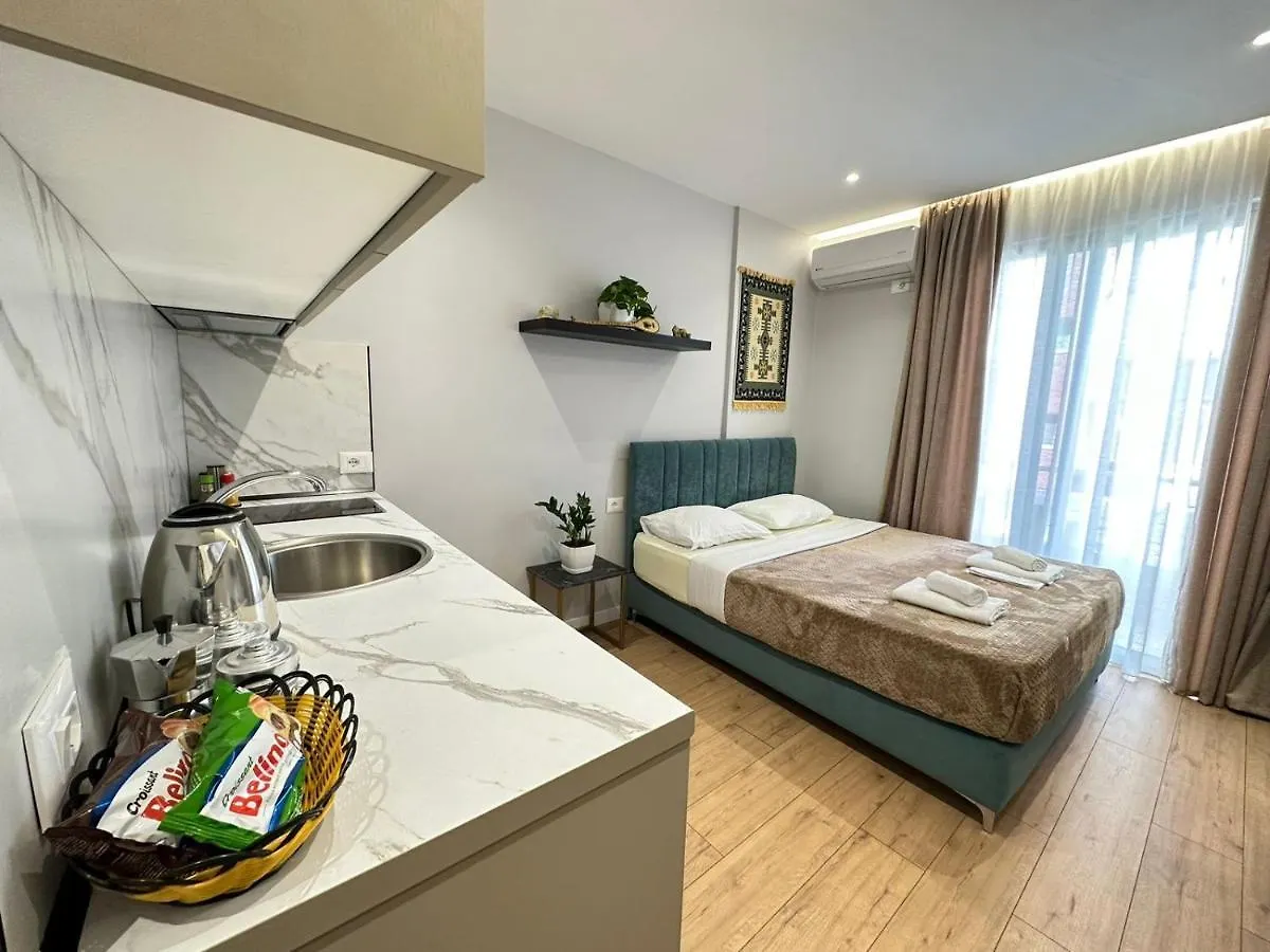 Savi Accomodations - Suite Lungomare Vlorë Appartamento