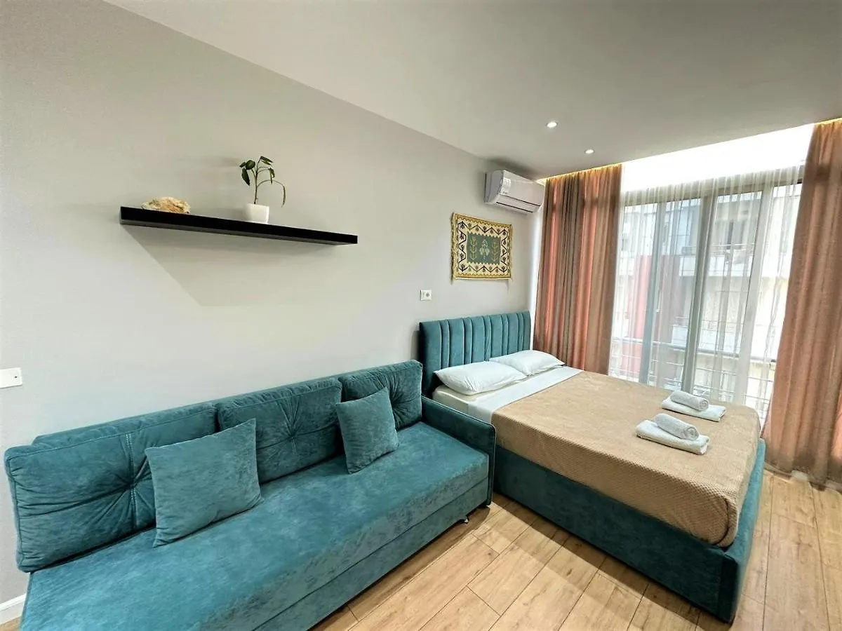 Savi Accomodations - Suite Lungomare Vlorë Appartamento